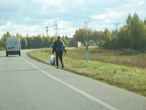 Strassen nach Jelgava (100_0052.JPG) wird geladen. Eindrucksvolle Fotos aus Lettland erwarten Sie.